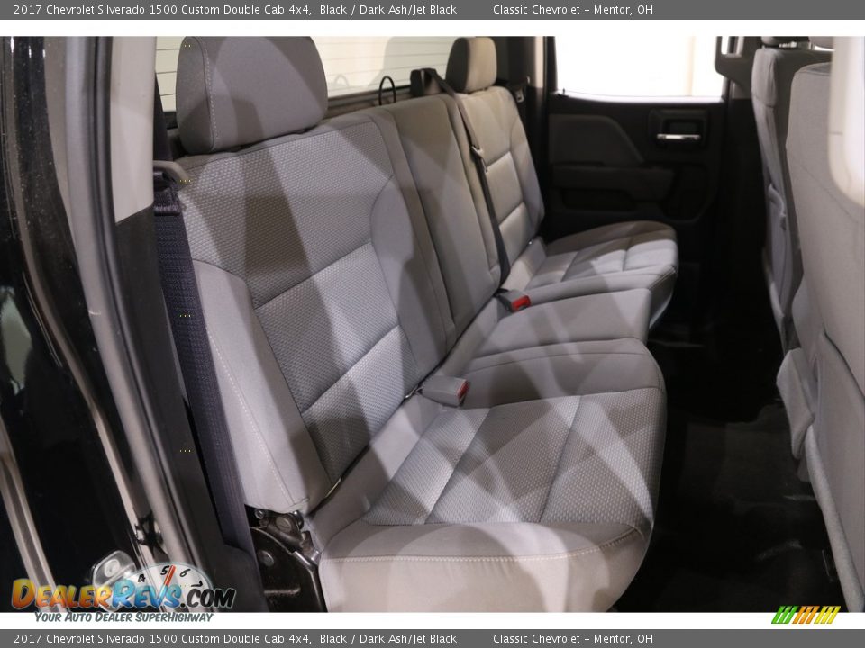 2017 Chevrolet Silverado 1500 Custom Double Cab 4x4 Black / Dark Ash/Jet Black Photo #16