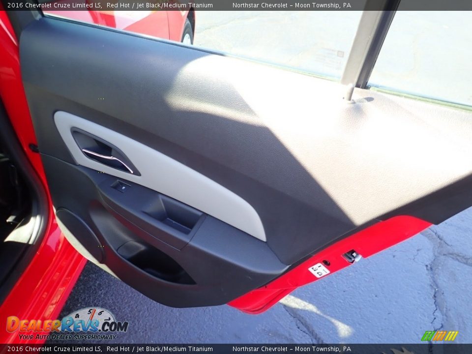 2016 Chevrolet Cruze Limited LS Red Hot / Jet Black/Medium Titanium Photo #19