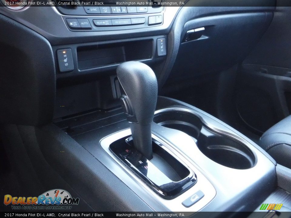 2017 Honda Pilot EX-L AWD Crystal Black Pearl / Black Photo #17