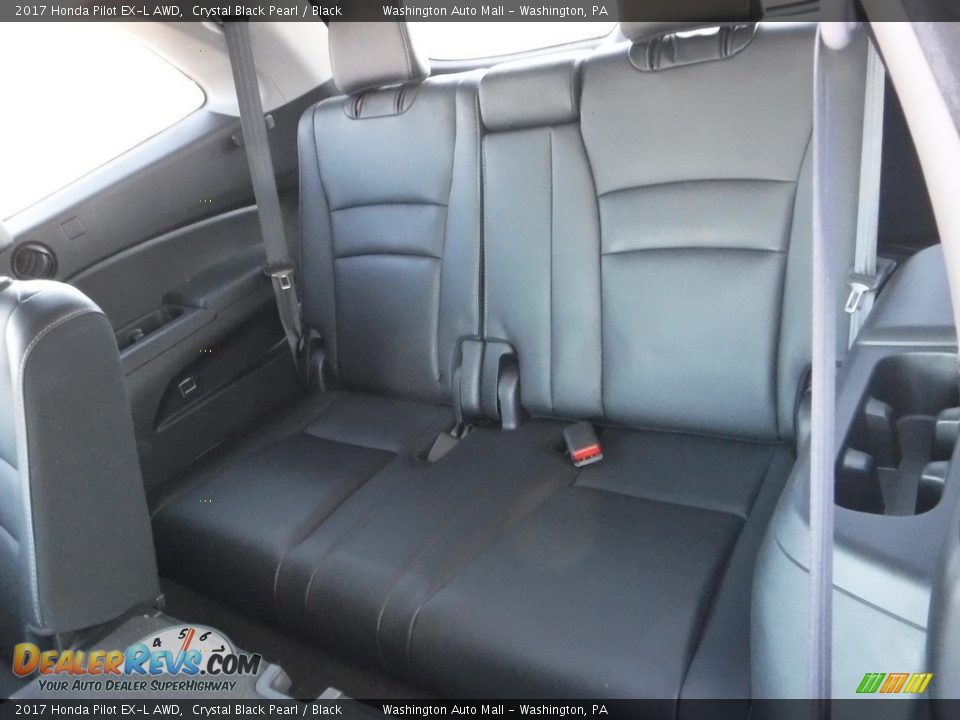 2017 Honda Pilot EX-L AWD Crystal Black Pearl / Black Photo #24