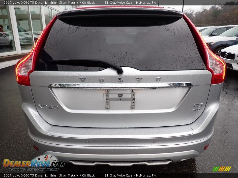 Bright Silver Metallic 2017 Volvo XC60 T5 Dynamic Photo #4