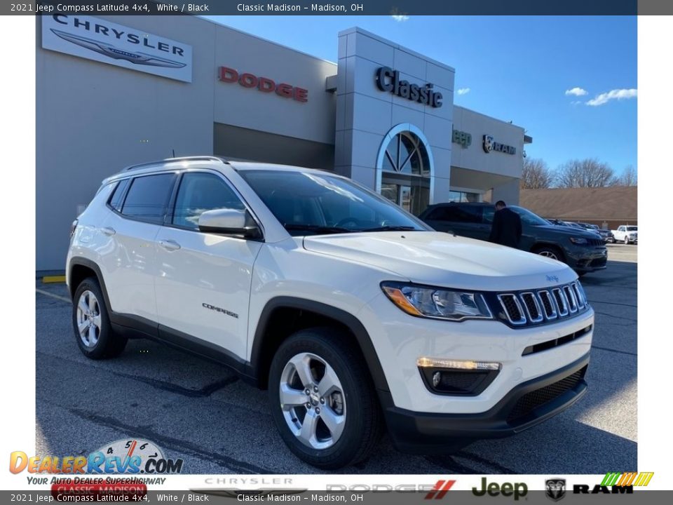 2021 Jeep Compass Latitude 4x4 White / Black Photo #1