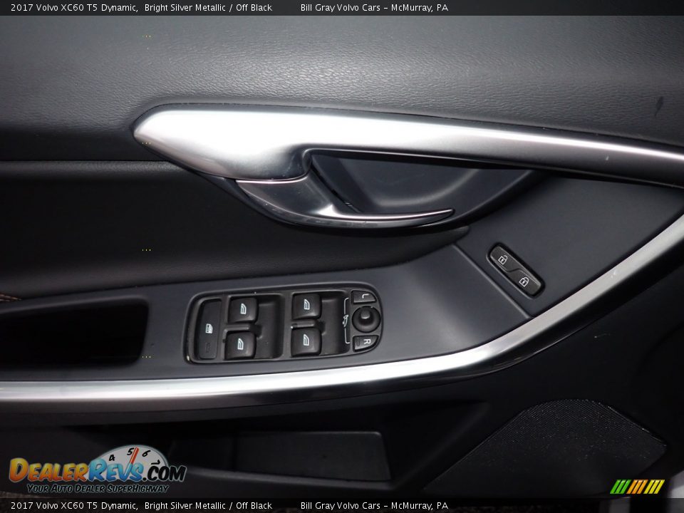 Door Panel of 2017 Volvo XC60 T5 Dynamic Photo #15