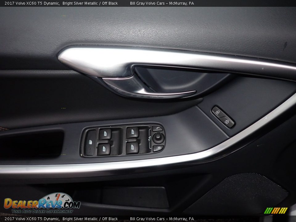 Door Panel of 2017 Volvo XC60 T5 Dynamic Photo #15