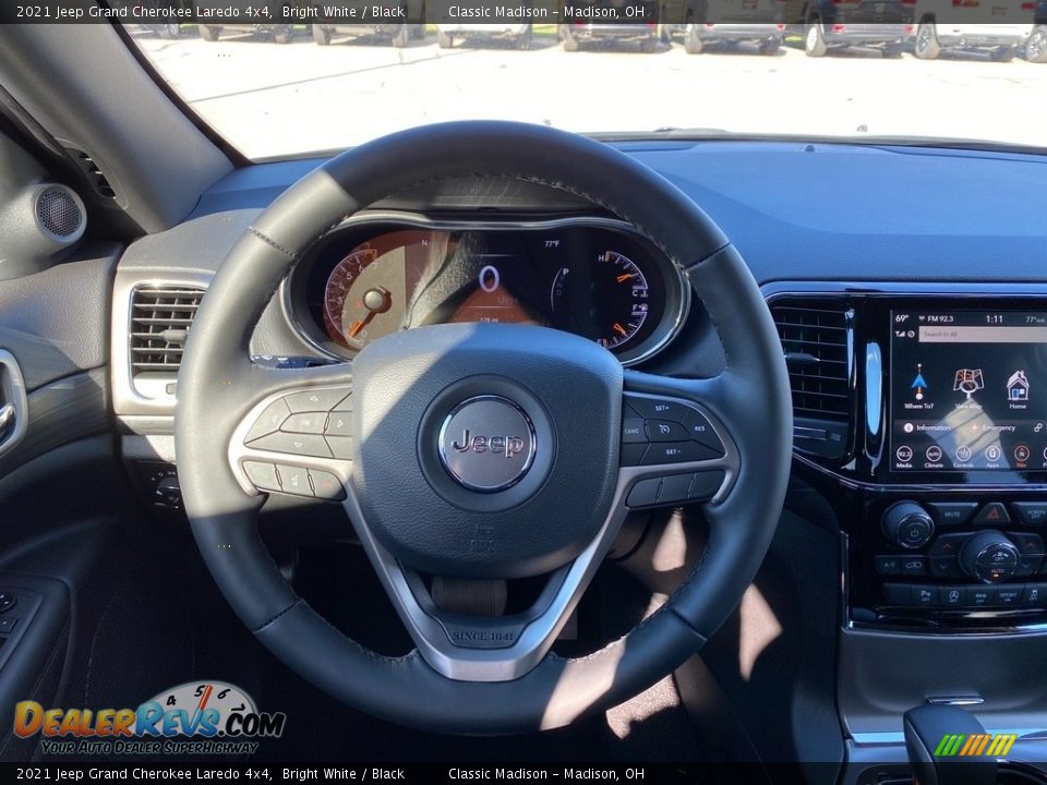 2021 Jeep Grand Cherokee Laredo 4x4 Bright White / Black Photo #5