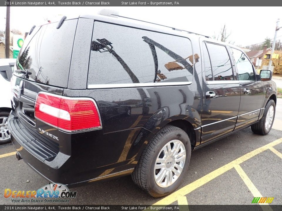2014 Lincoln Navigator L 4x4 Tuxedo Black / Charcoal Black Photo #3