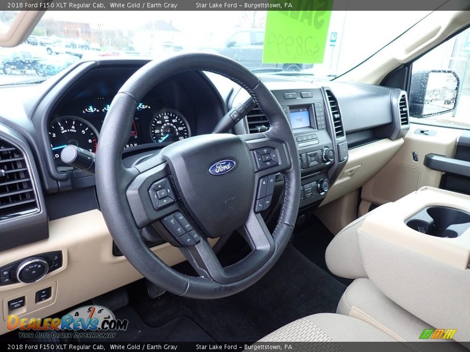 Dashboard of 2018 Ford F150 XLT Regular Cab Photo #14