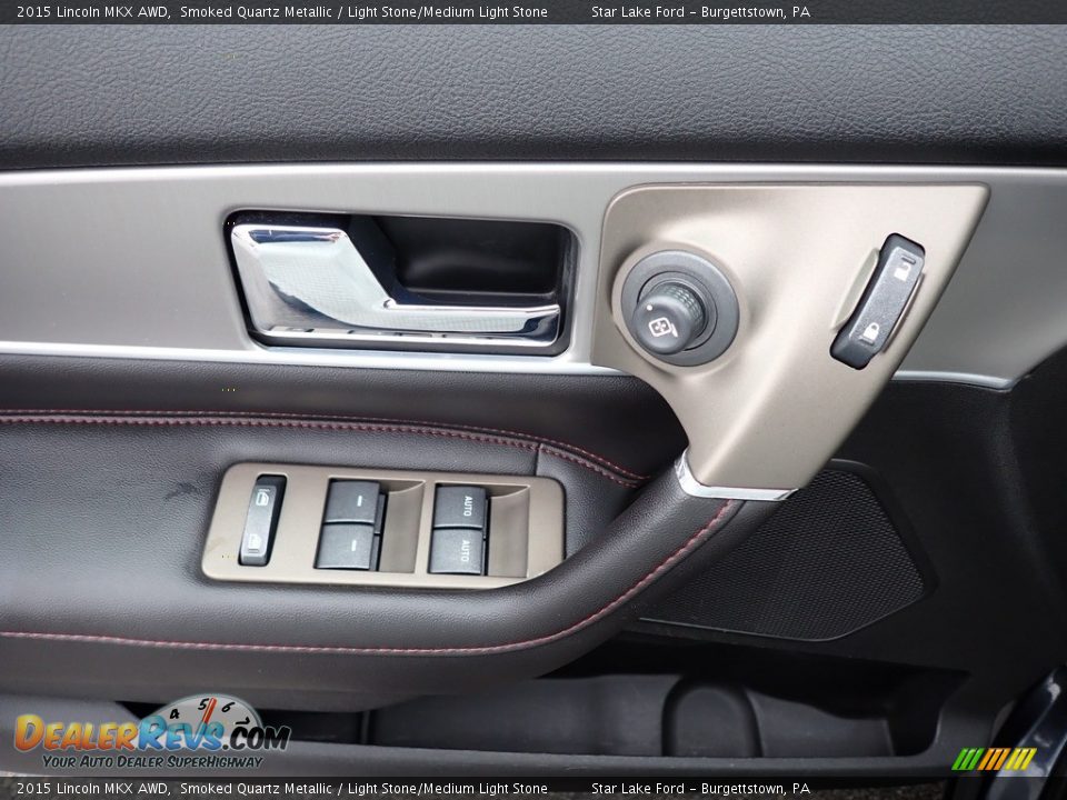 Door Panel of 2015 Lincoln MKX AWD Photo #13