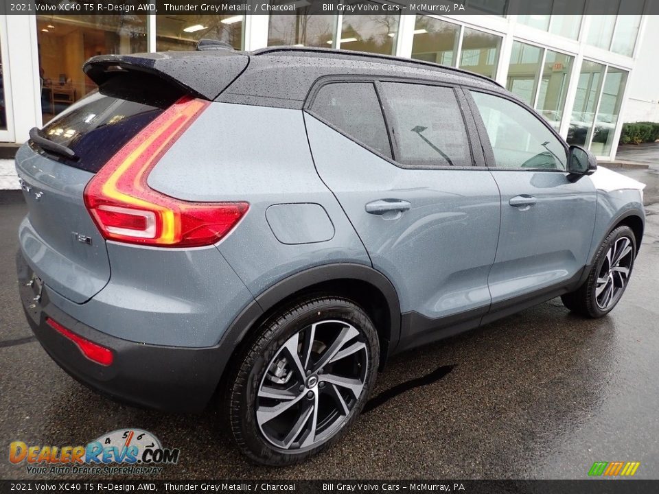 Thunder Grey Metallic 2021 Volvo XC40 T5 R-Design AWD Photo #2