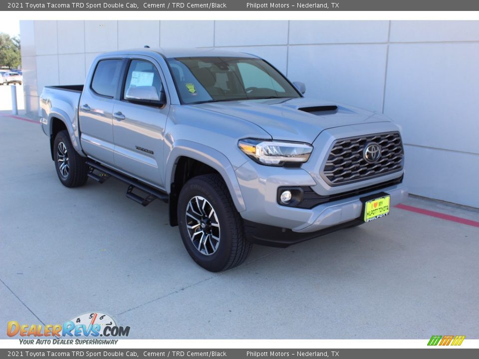 Front 3/4 View of 2021 Toyota Tacoma TRD Sport Double Cab Photo #2
