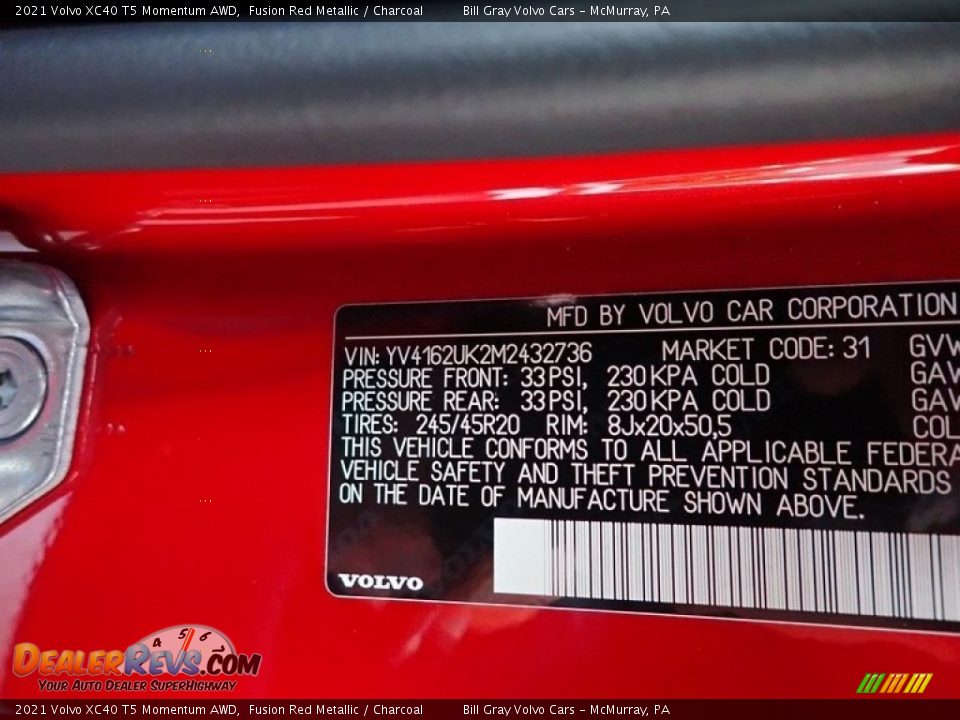 2021 Volvo XC40 T5 Momentum AWD Fusion Red Metallic / Charcoal Photo #11