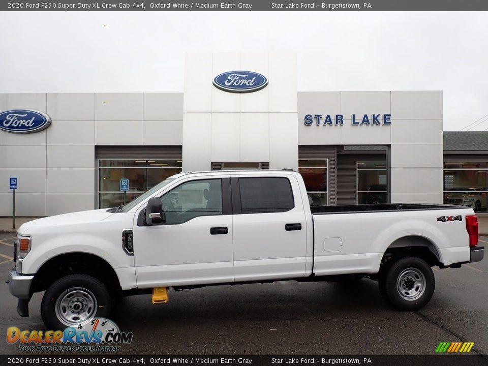 2020 Ford F250 Super Duty XL Crew Cab 4x4 Oxford White / Medium Earth Gray Photo #1