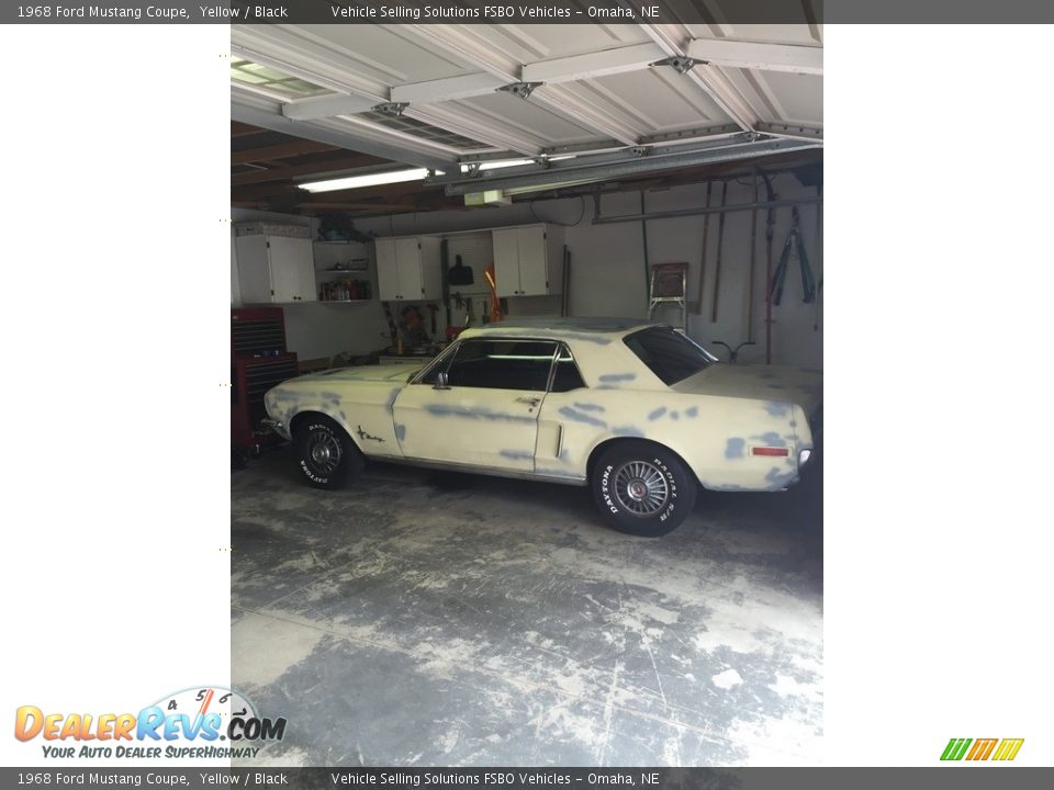 1968 Ford Mustang Coupe Yellow / Black Photo #9