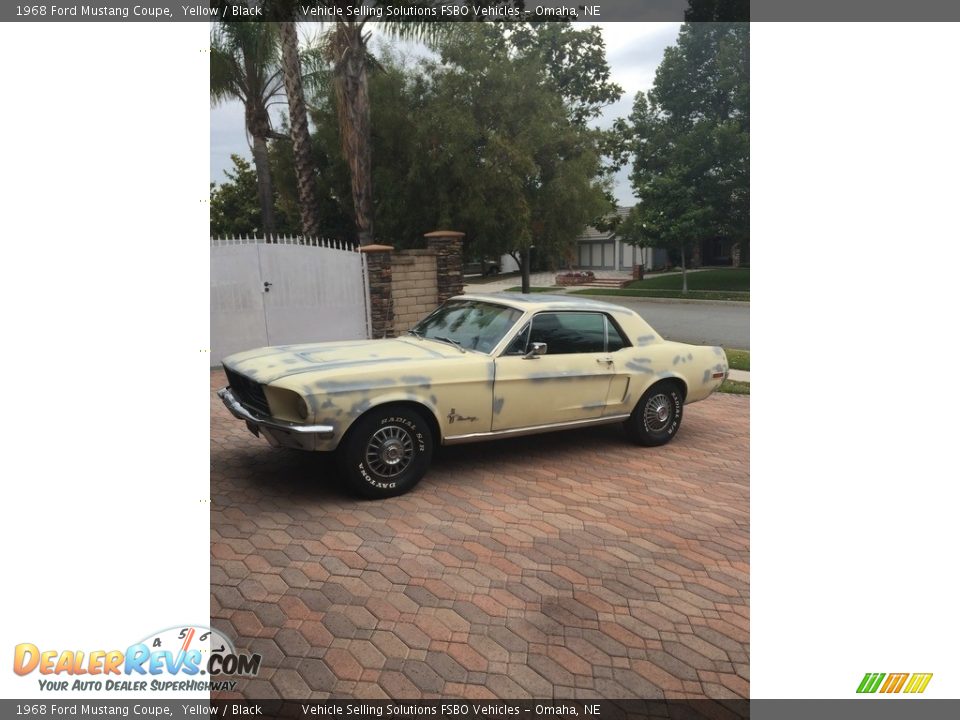 1968 Ford Mustang Coupe Yellow / Black Photo #10