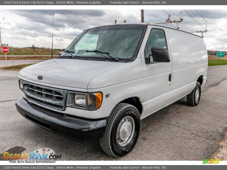 2000 Ford E Series Van E150 Cargo Oxford White / Medium Graphite Photo #8