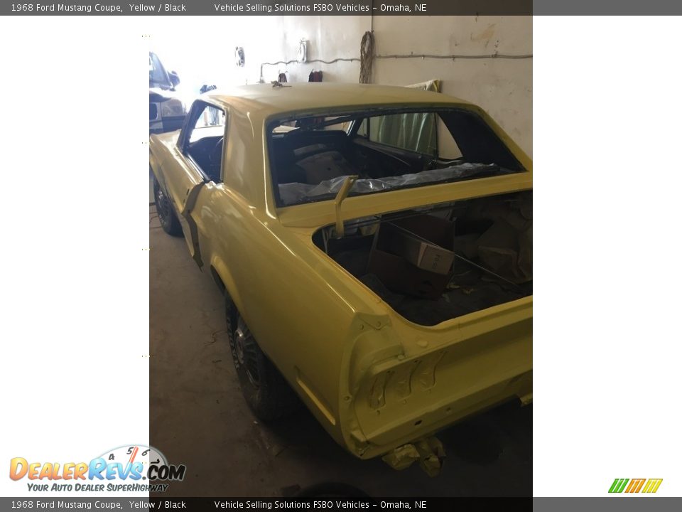 1968 Ford Mustang Coupe Yellow / Black Photo #28