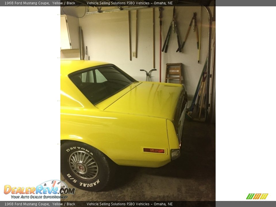 1968 Ford Mustang Coupe Yellow / Black Photo #32