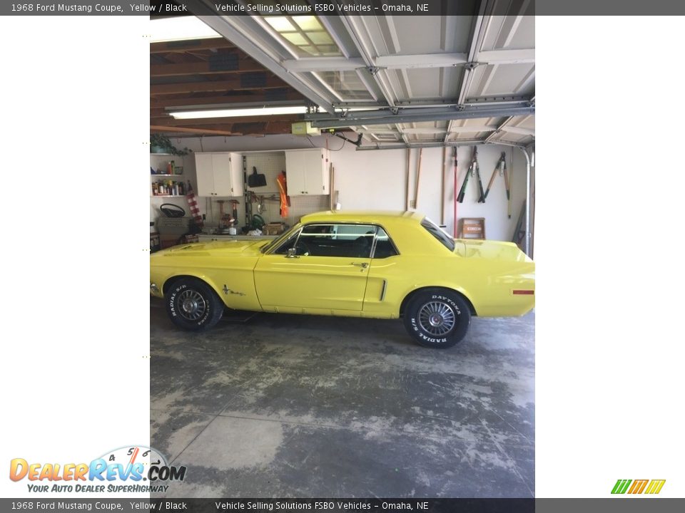 1968 Ford Mustang Coupe Yellow / Black Photo #35