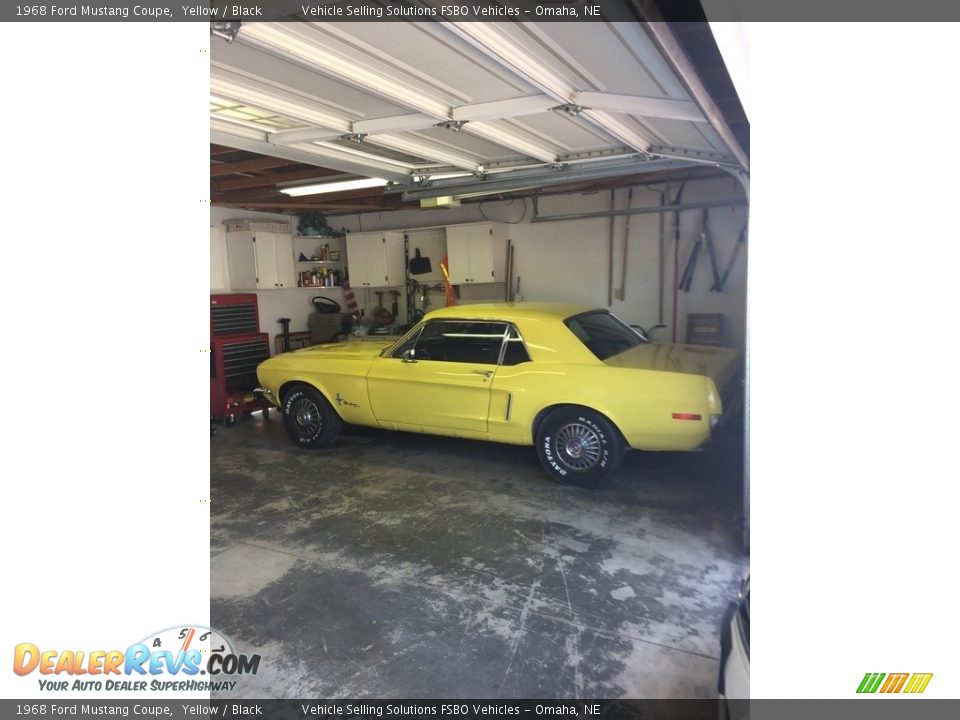 1968 Ford Mustang Coupe Yellow / Black Photo #36