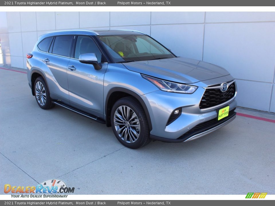 Front 3/4 View of 2021 Toyota Highlander Hybrid Platinum Photo #2