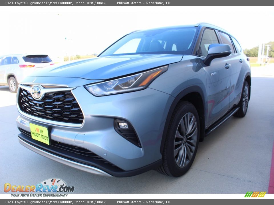 2021 Toyota Highlander Hybrid Platinum Moon Dust / Black Photo #4