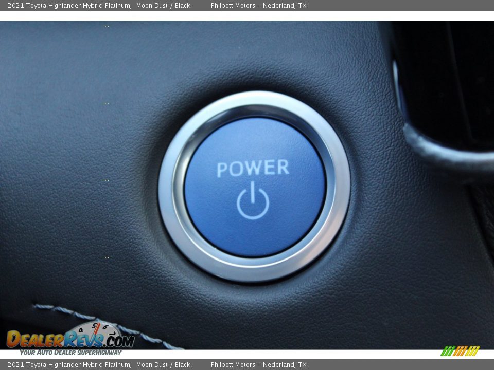 2021 Toyota Highlander Hybrid Platinum Moon Dust / Black Photo #16