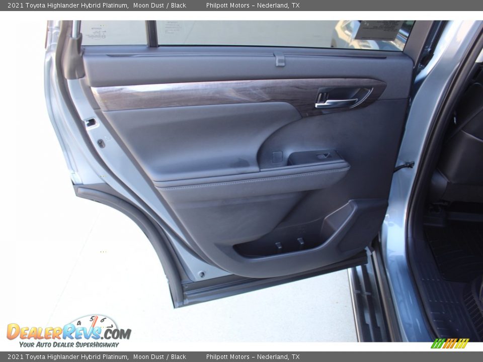 2021 Toyota Highlander Hybrid Platinum Moon Dust / Black Photo #18