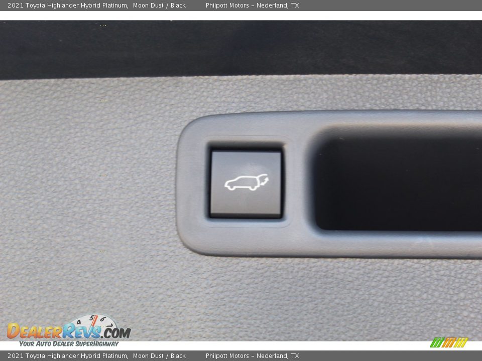 2021 Toyota Highlander Hybrid Platinum Moon Dust / Black Photo #23