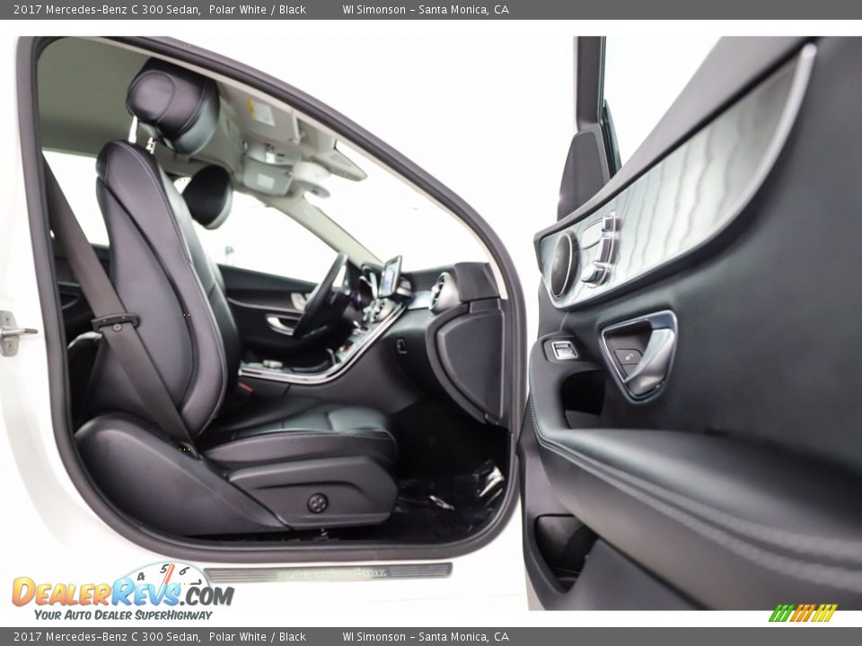 2017 Mercedes-Benz C 300 Sedan Polar White / Black Photo #30