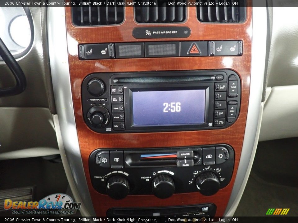 2006 Chrysler Town & Country Touring Brilliant Black / Dark Khaki/Light Graystone Photo #34