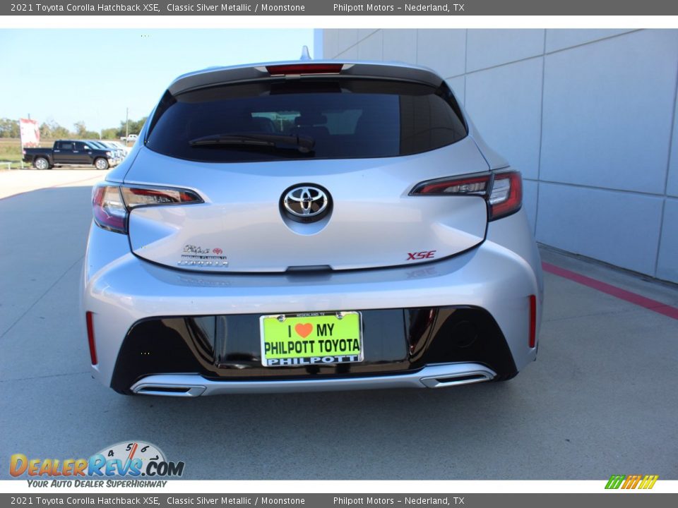 2021 Toyota Corolla Hatchback XSE Classic Silver Metallic / Moonstone Photo #7