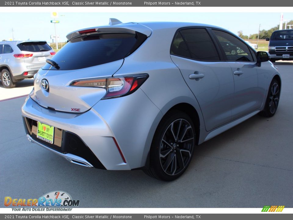 2021 Toyota Corolla Hatchback XSE Classic Silver Metallic / Moonstone Photo #8