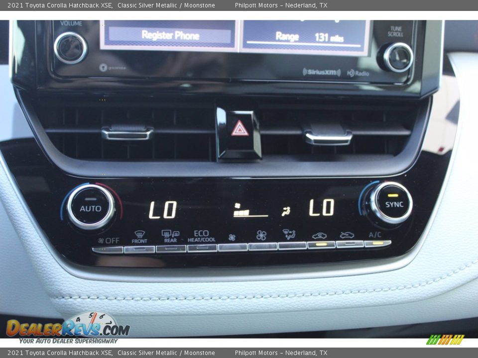 2021 Toyota Corolla Hatchback XSE Classic Silver Metallic / Moonstone Photo #16