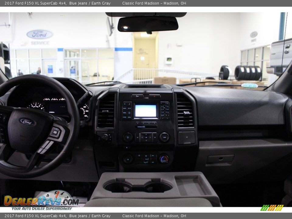 2017 Ford F150 XL SuperCab 4x4 Blue Jeans / Earth Gray Photo #10