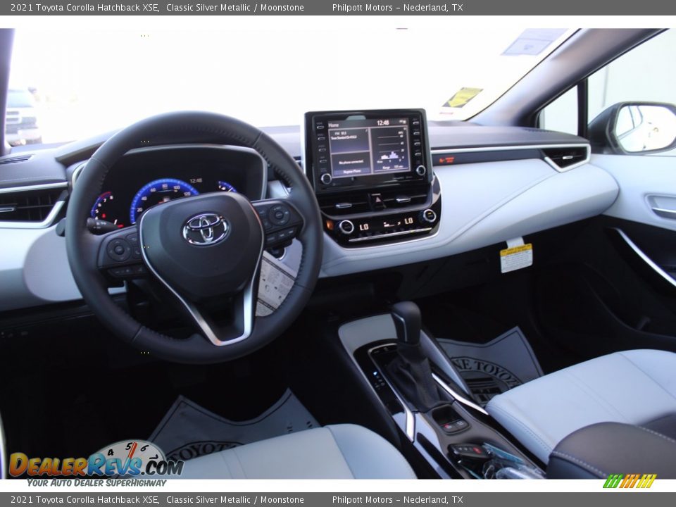 Moonstone Interior - 2021 Toyota Corolla Hatchback XSE Photo #21