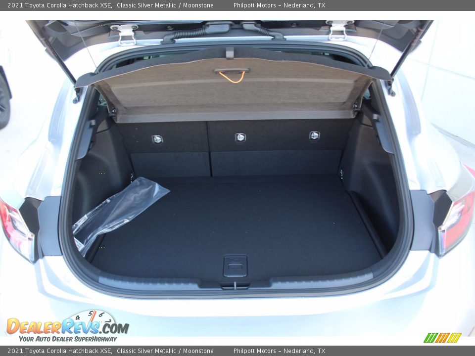 2021 Toyota Corolla Hatchback XSE Trunk Photo #23