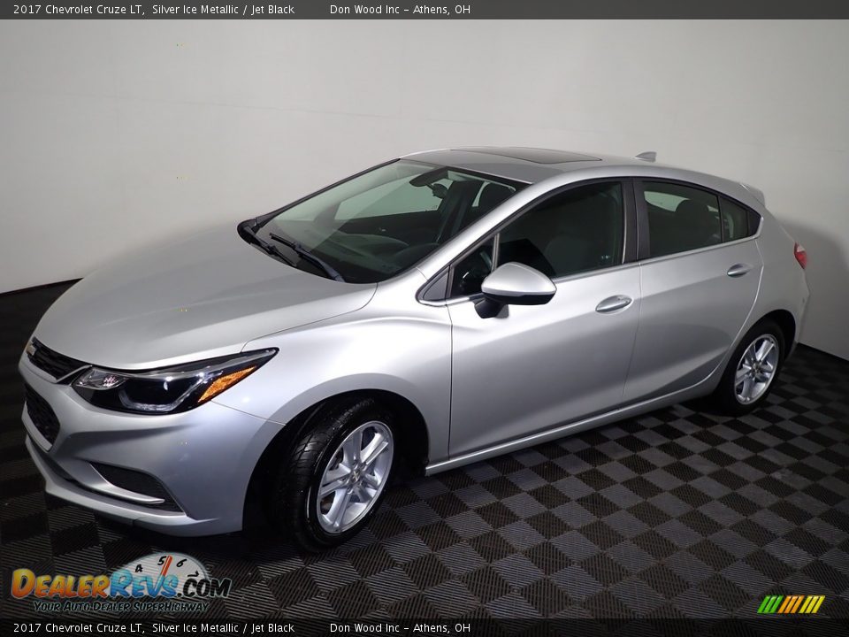 2017 Chevrolet Cruze LT Silver Ice Metallic / Jet Black Photo #7
