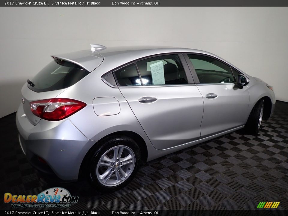 2017 Chevrolet Cruze LT Silver Ice Metallic / Jet Black Photo #15