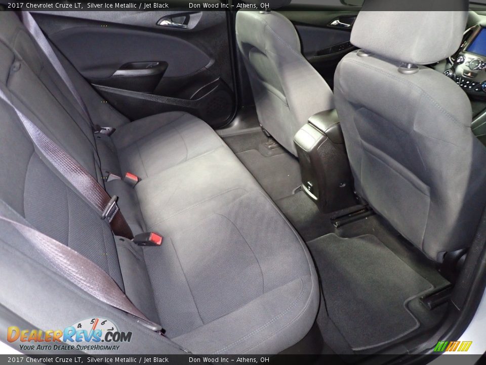 2017 Chevrolet Cruze LT Silver Ice Metallic / Jet Black Photo #23
