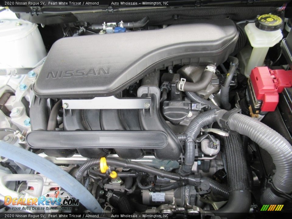 2020 Nissan Rogue SV Pearl White Tricoat / Almond Photo #6