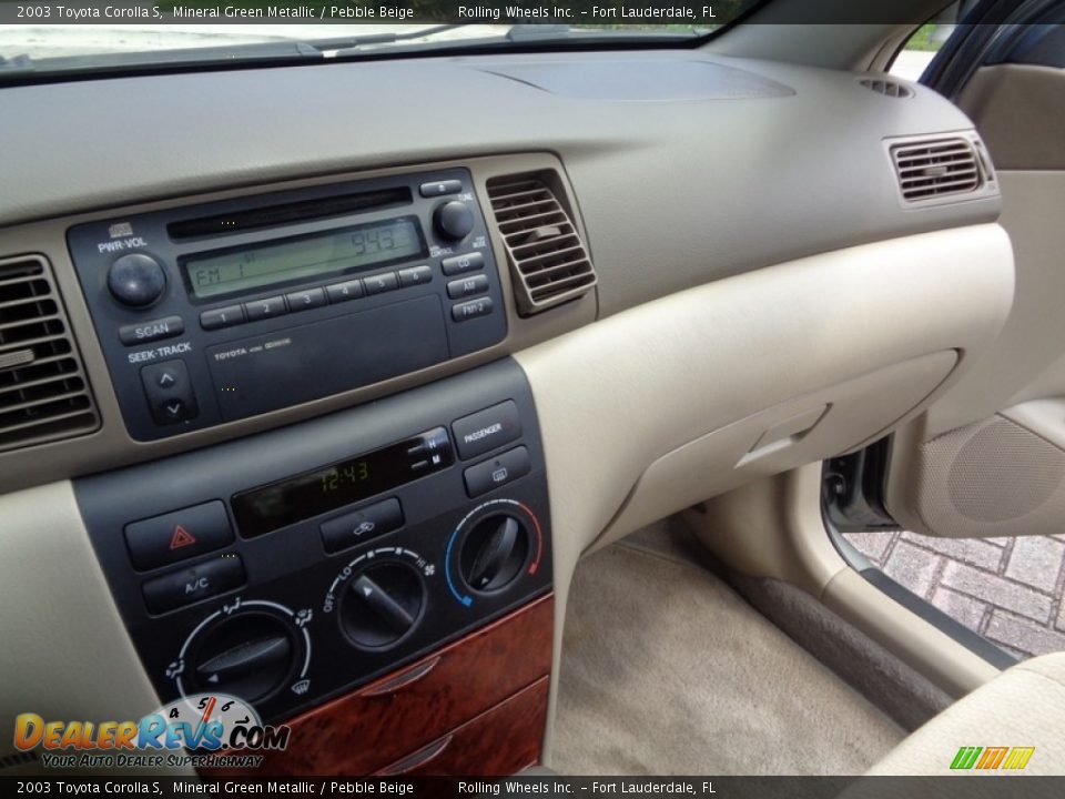 2003 Toyota Corolla S Mineral Green Metallic / Pebble Beige Photo #20