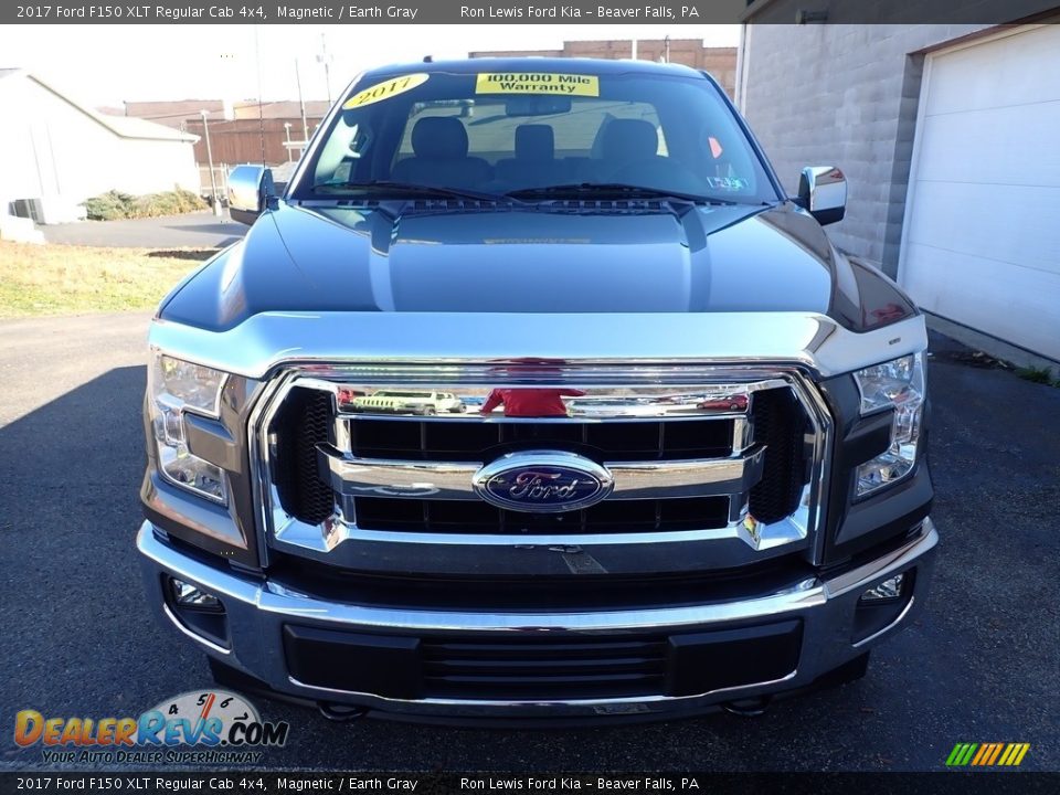 2017 Ford F150 XLT Regular Cab 4x4 Magnetic / Earth Gray Photo #4