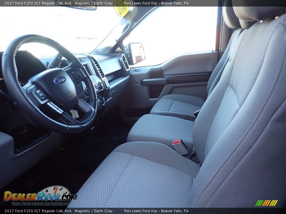 2017 Ford F150 XLT Regular Cab 4x4 Magnetic / Earth Gray Photo #10