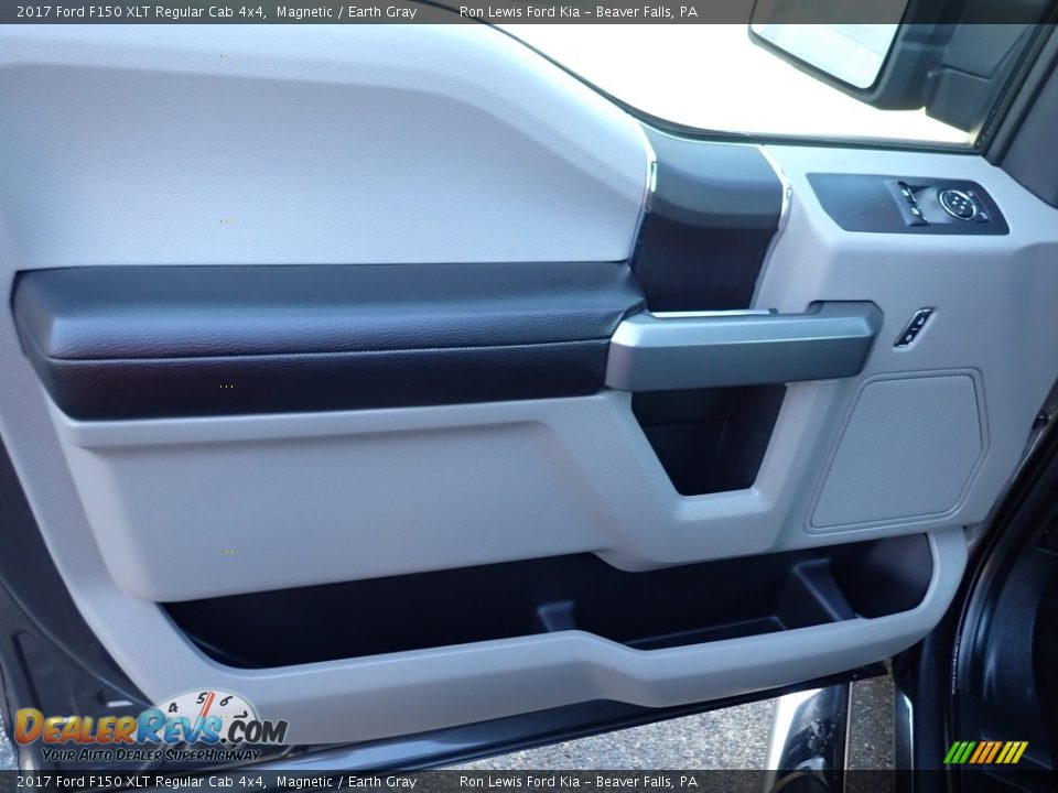 2017 Ford F150 XLT Regular Cab 4x4 Magnetic / Earth Gray Photo #11