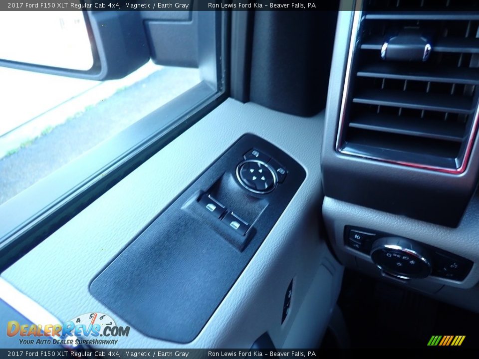 2017 Ford F150 XLT Regular Cab 4x4 Magnetic / Earth Gray Photo #18