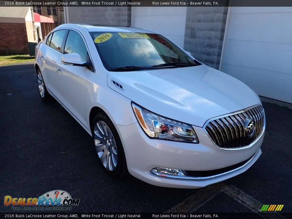 Front 3/4 View of 2016 Buick LaCrosse Leather Group AWD Photo #3