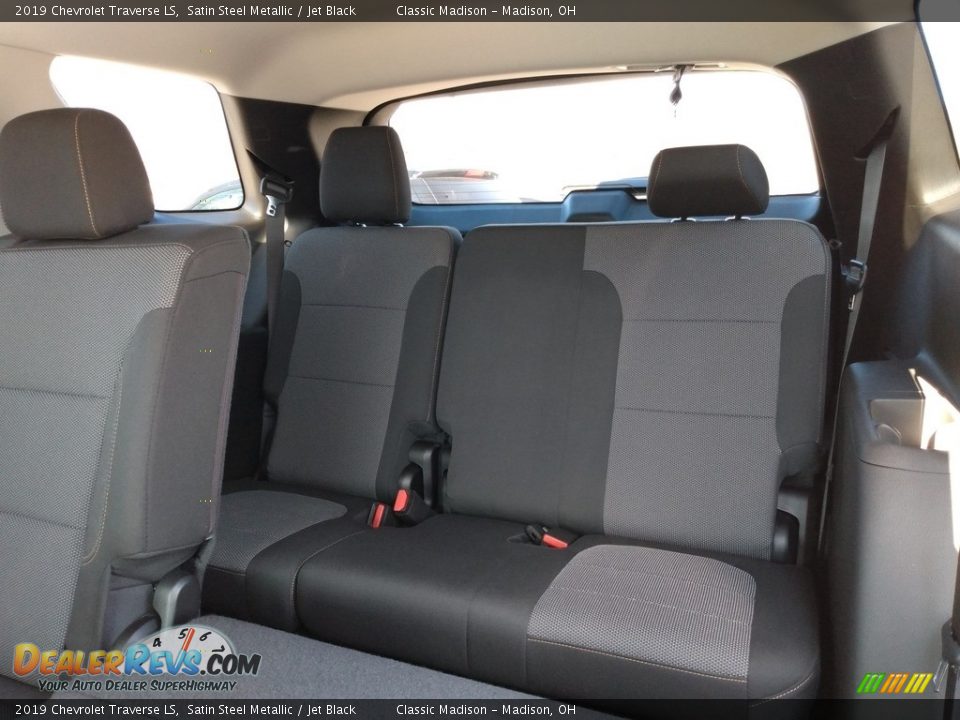 2019 Chevrolet Traverse LS Satin Steel Metallic / Jet Black Photo #16