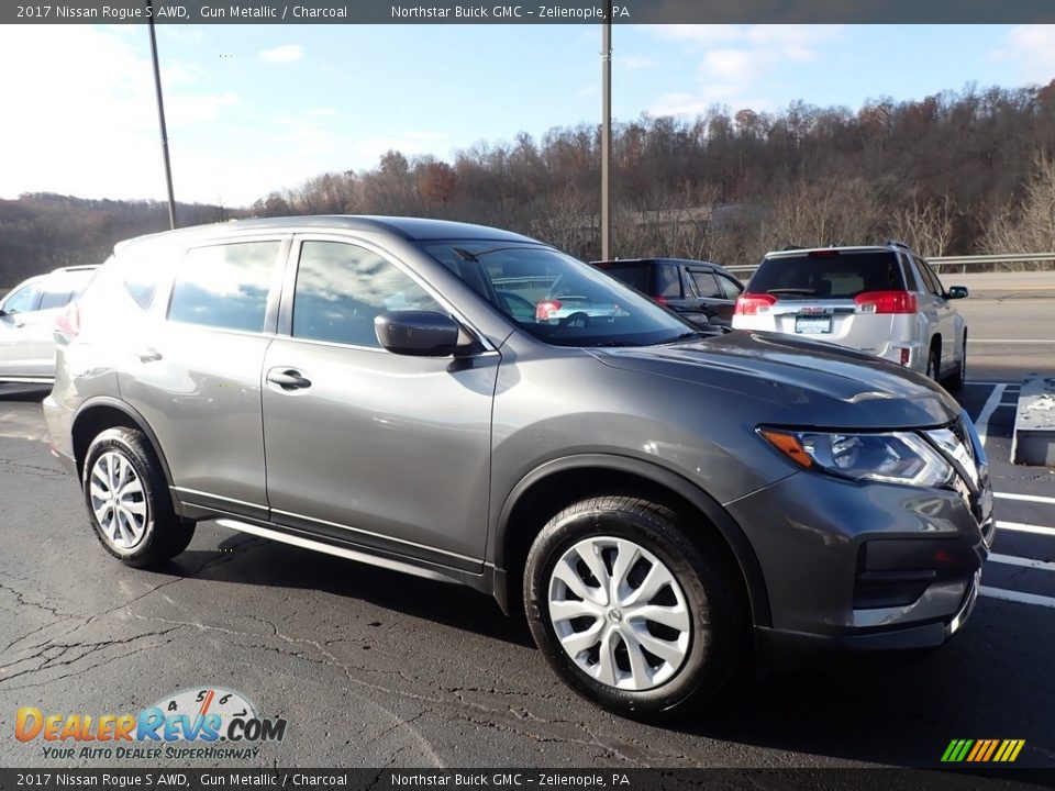 2017 Nissan Rogue S AWD Gun Metallic / Charcoal Photo #4