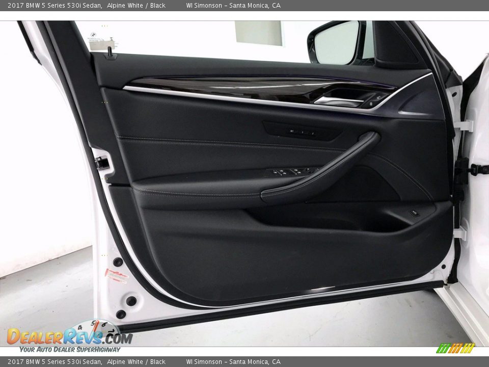 2017 BMW 5 Series 530i Sedan Alpine White / Black Photo #25