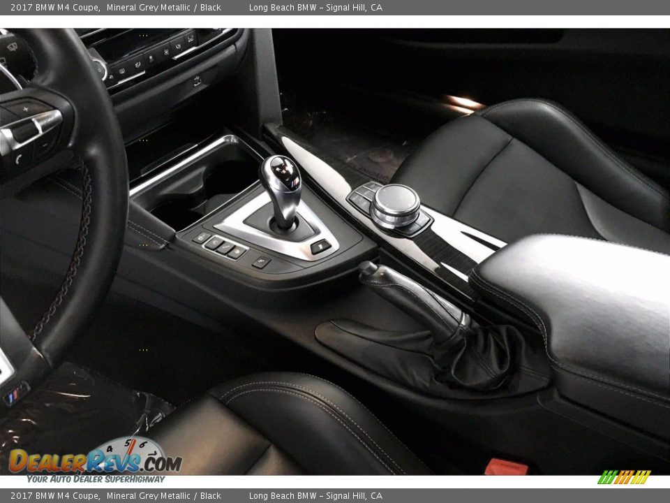 2017 BMW M4 Coupe Shifter Photo #16